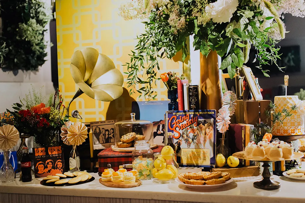 Photography by Louis Loo Photography. Styling by Moments. Flowers by Wishing Tree. theweddingnotebook.com