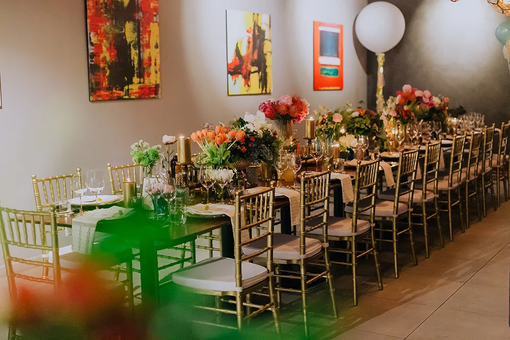 Photography by Louis Loo Photography. Styling by Moments. Flowers by Wishing Tree. theweddingnotebook.com