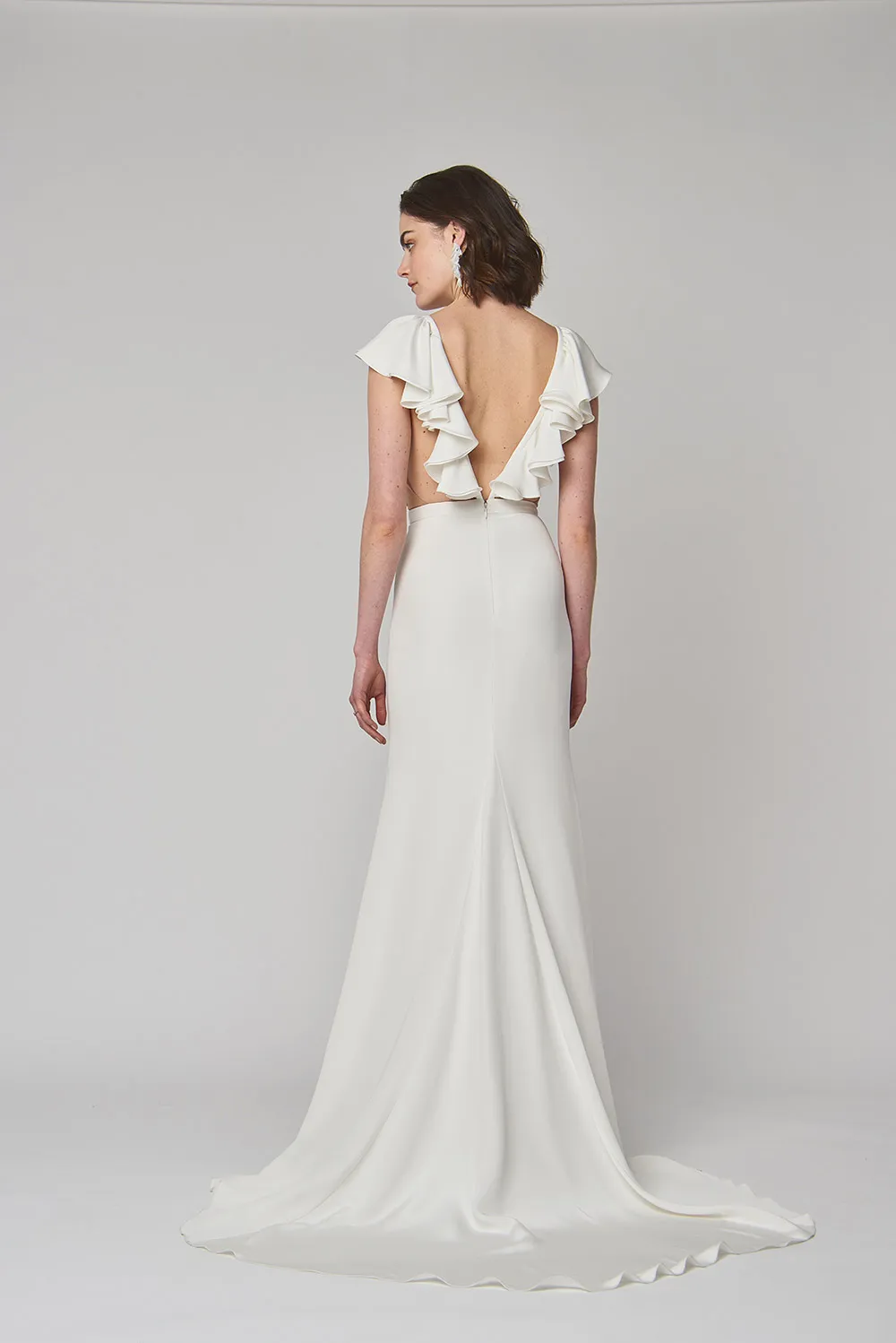 Lucy – Alexandra Grecco 2019 Bridal Collection. theweddingnotebook.com