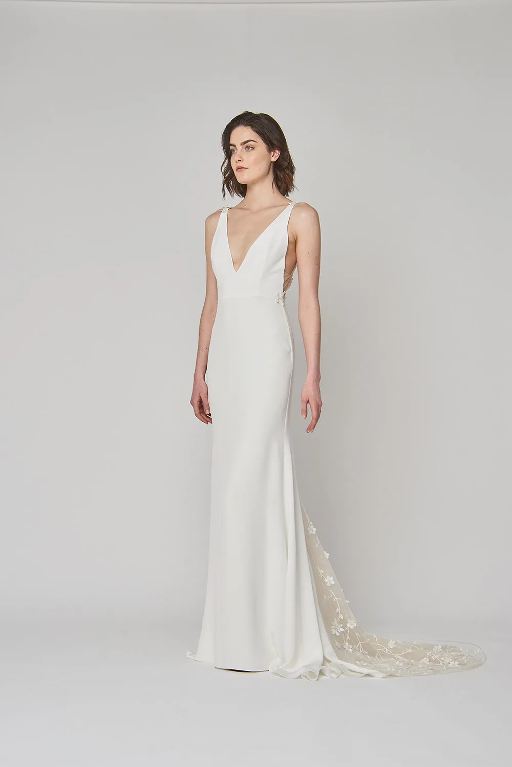 Stevie – Alexandra Grecco 2019 Bridal Collection. theweddingnotebook.com