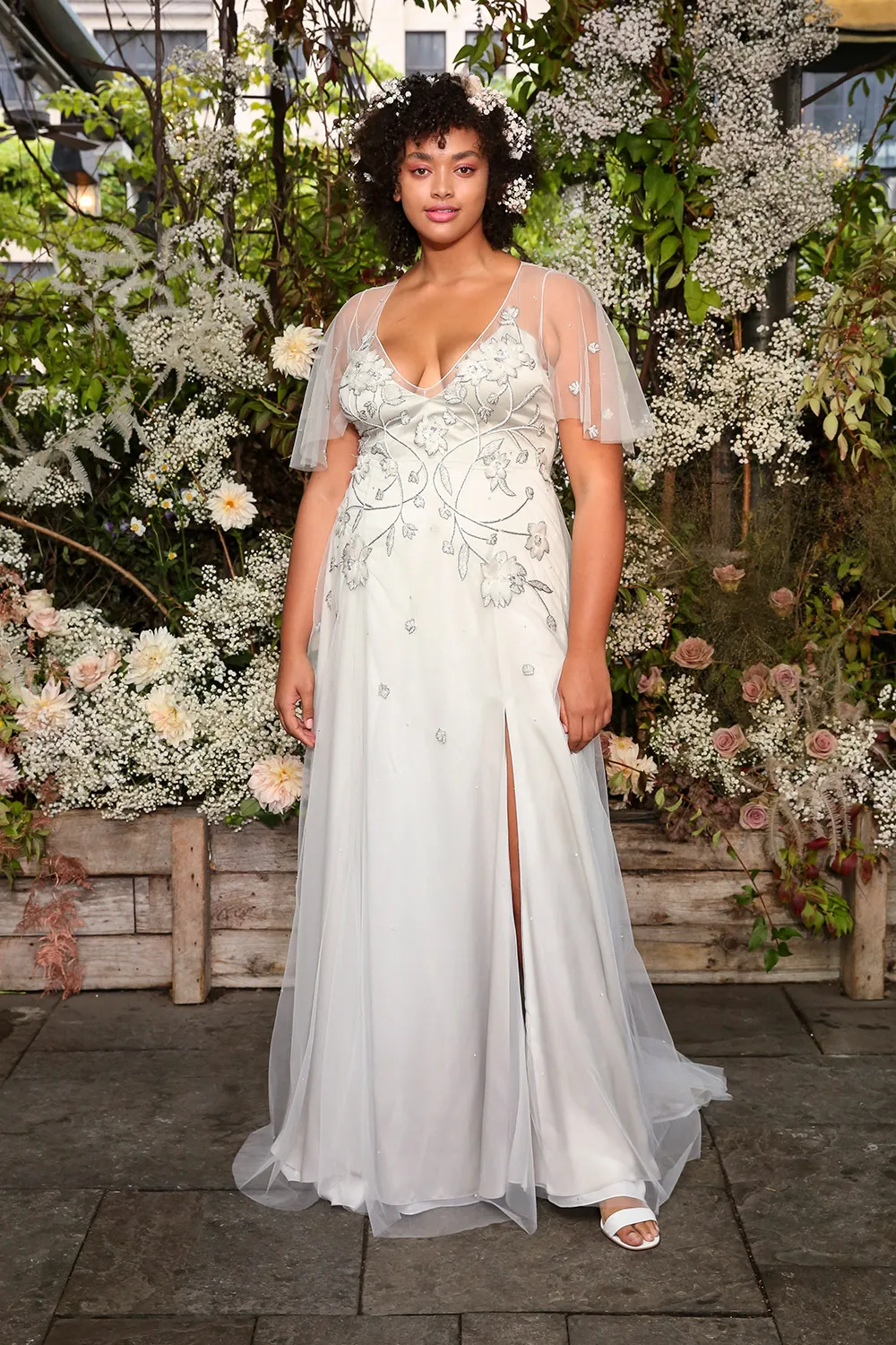 Alexandra Grecco Fall 2019 Bridal Collection. theweddingnotebook.com