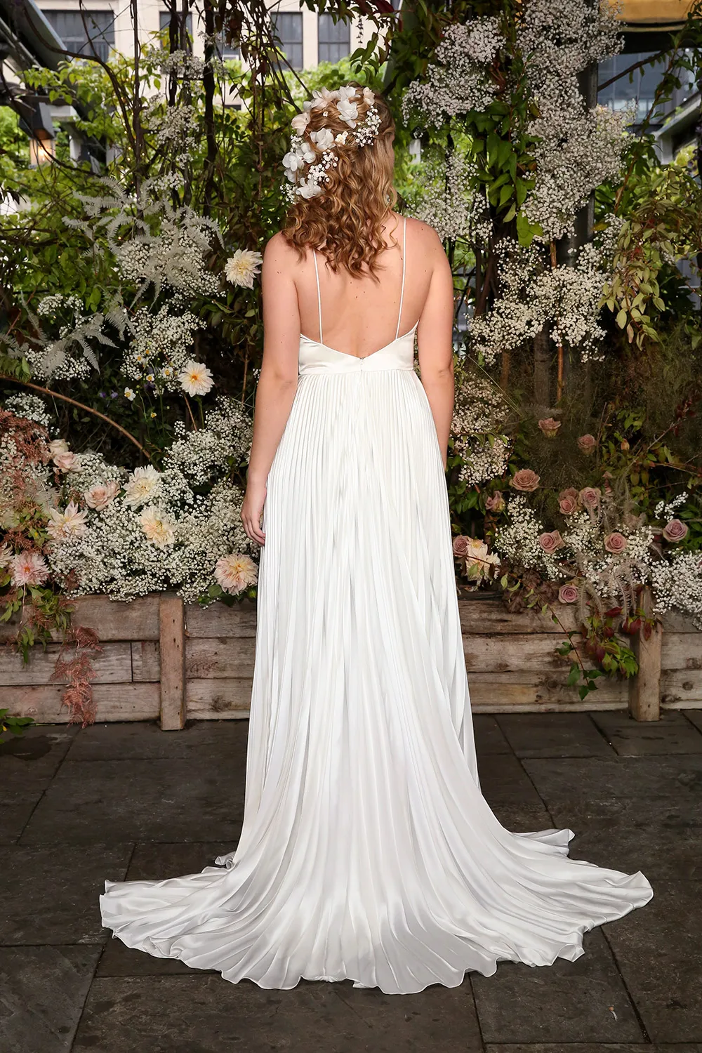 Alexandra Grecco Fall 2019 Bridal Collection. theweddingnotebook.com