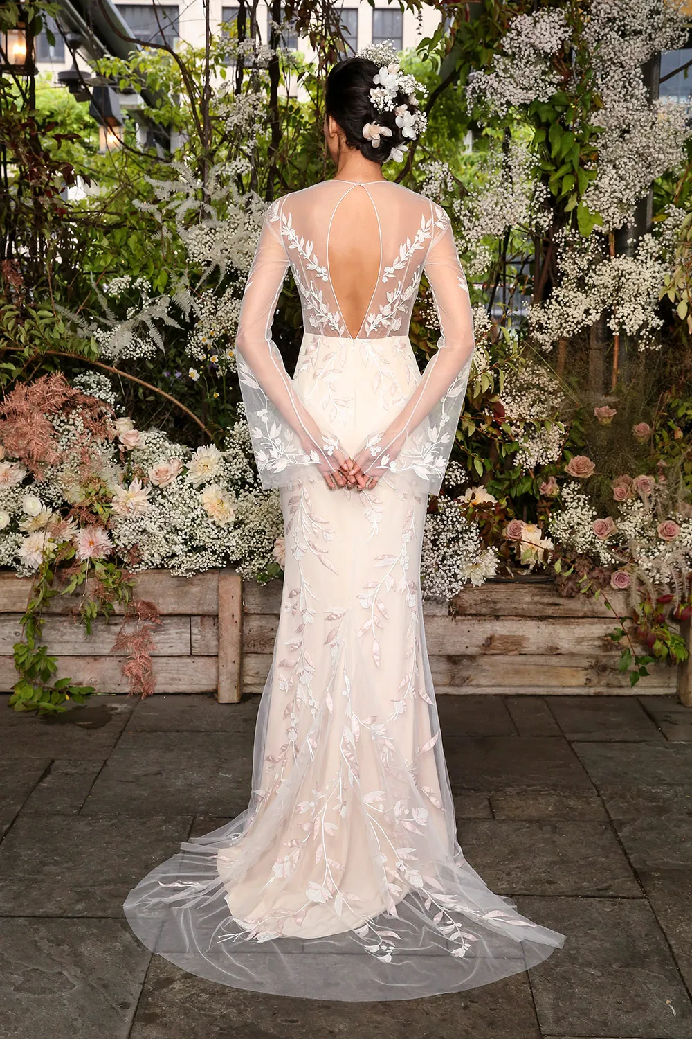 Alexandra Grecco Fall 2019 Bridal Collection. theweddingnotebook.com