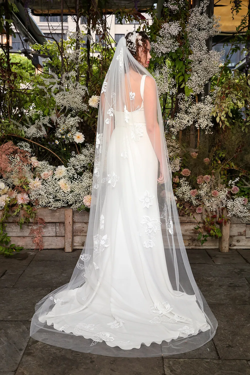 Alexandra Grecco Fall 2019 Bridal Collection. theweddingnotebook.com