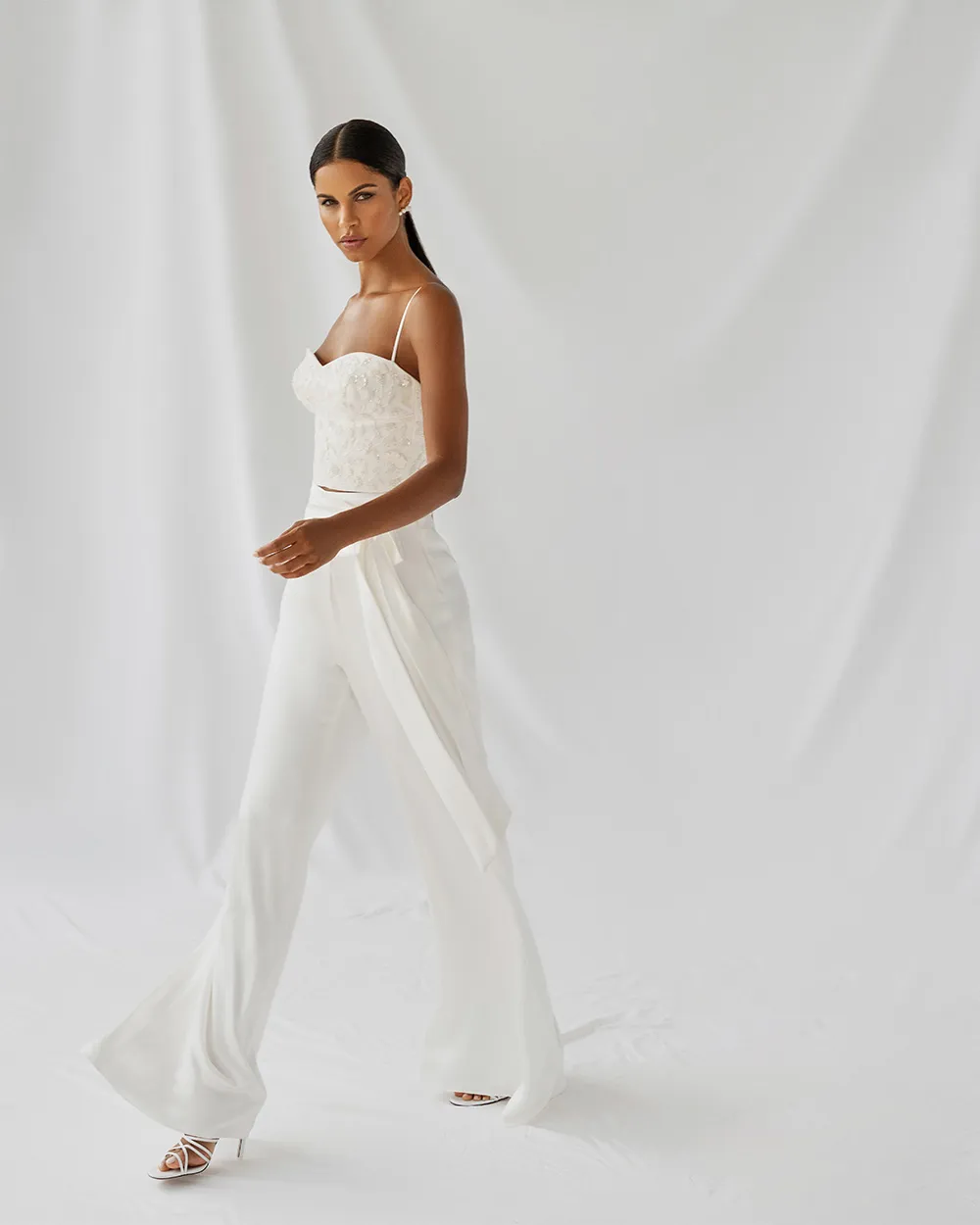 Alexandra Grecco Fall 2021 Bridal Collection. theweddingnotebook.com