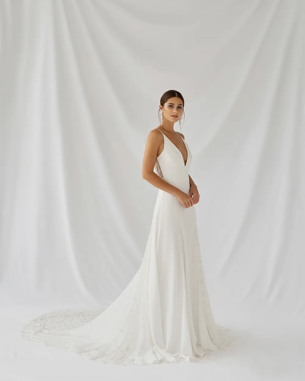 Alexandra Grecco Fall 2021 Bridal Collection. theweddingnotebook.com