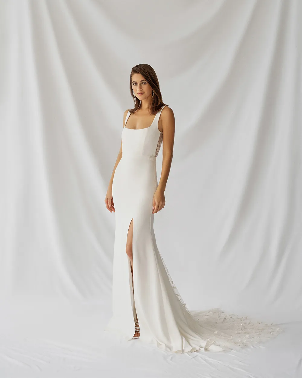 Alexandra Grecco Fall 2021 Bridal Collection. theweddingnotebook.com