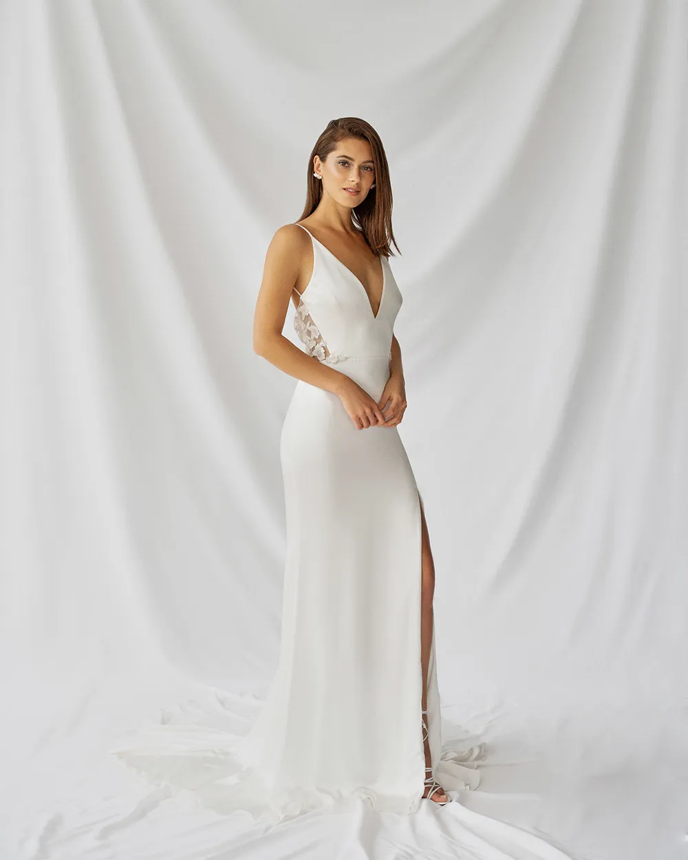 Alexandra Grecco Fall 2021 Bridal Collection. theweddingnotebook.com