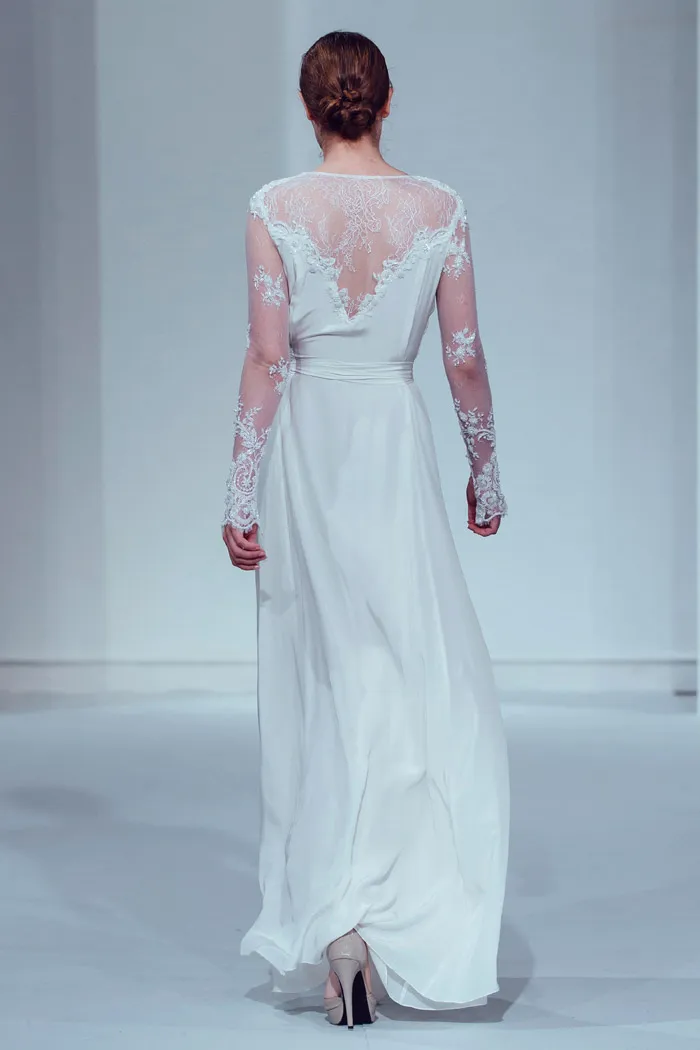Alia Bastamam 2015 Bridal Collection. theweddingnotebook.com. Photo by Funkydali/WAF