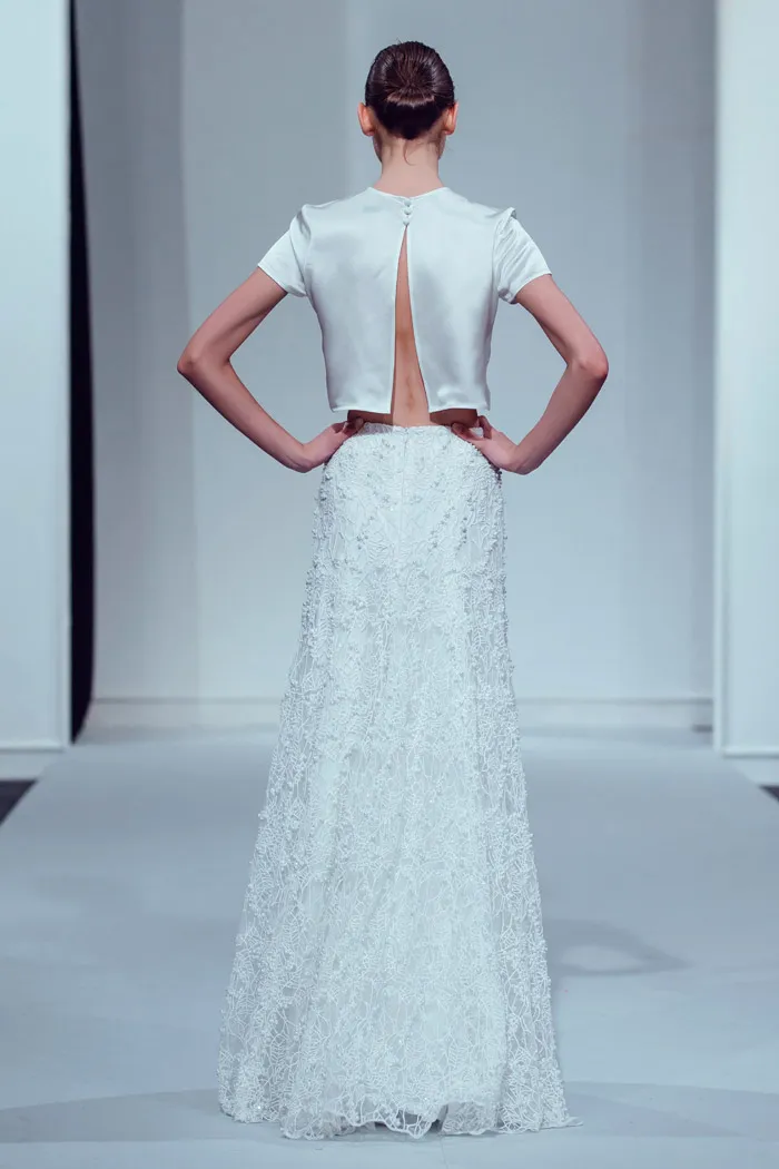 Alia Bastamam 2015 Bridal Collection. theweddingnotebook.com. Photo by Funkydali/WAF
