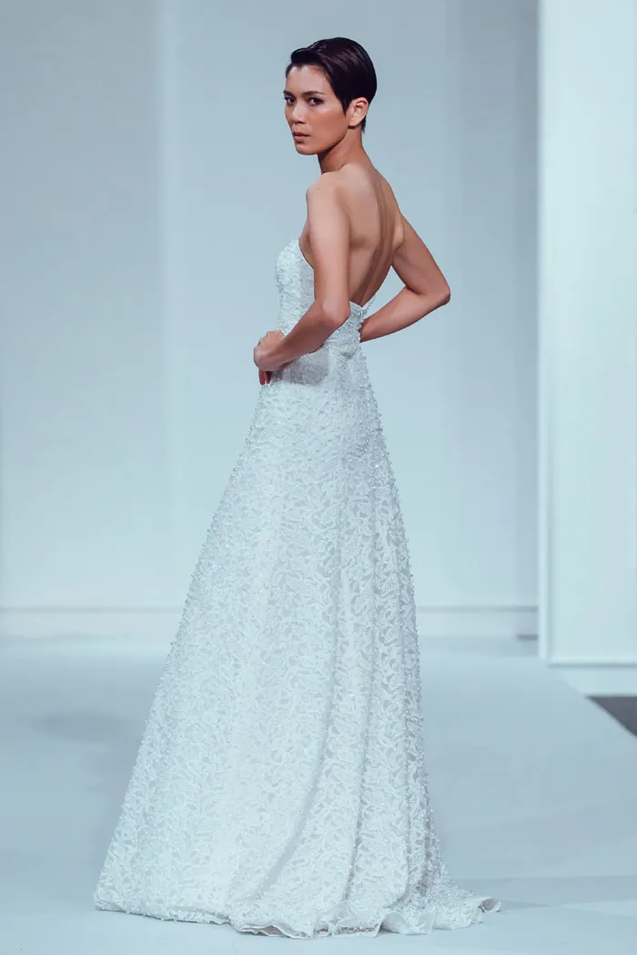 Alia Bastamam 2015 Bridal Collection. theweddingnotebook.com. Photo by Funkydali/WAF