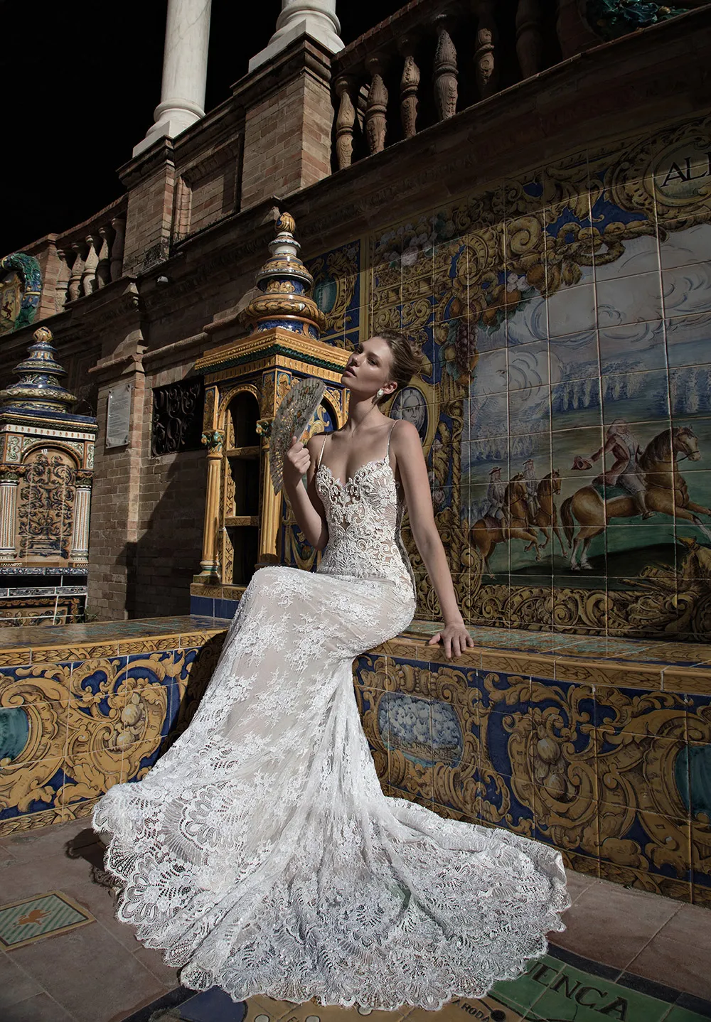 CHARLIZE - Alon Livne 2017 Bridal Collection. theweddingnotebook.com