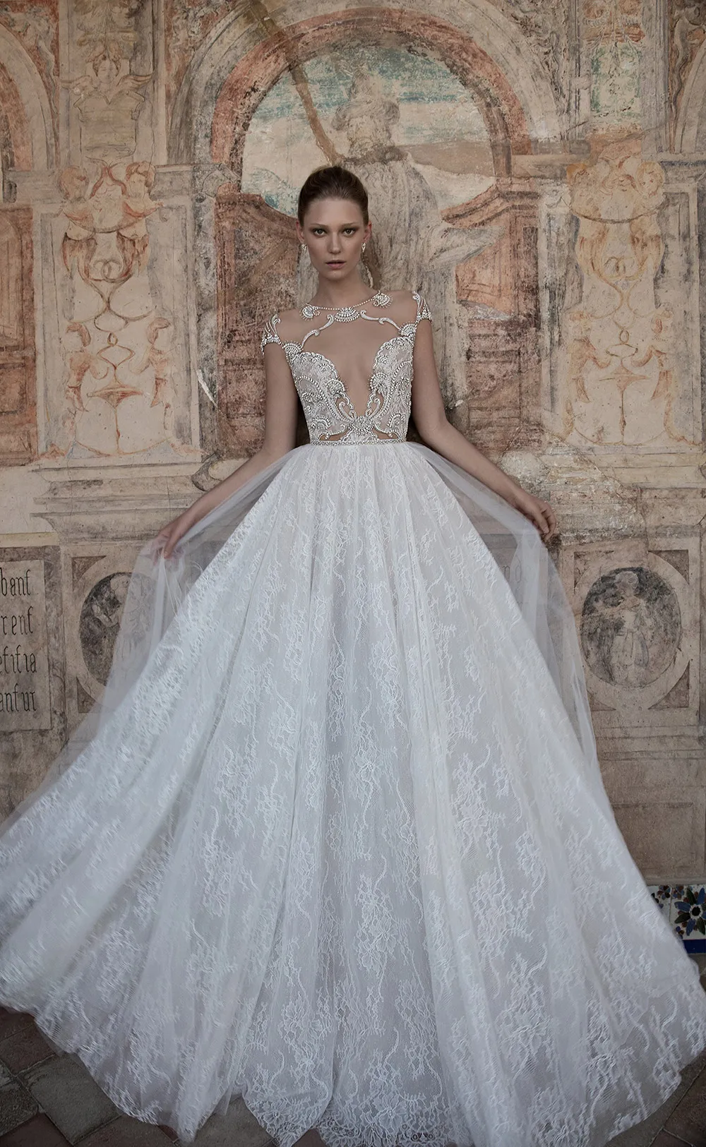 TERRI - Alon Livne 2017 Bridal Collection. theweddingnotebook.com