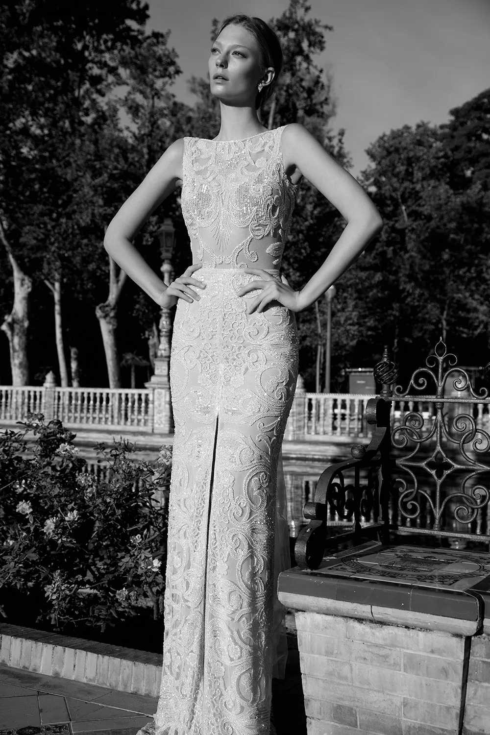 AMANDA - Alon Livine 2017 Bridal Collection. theweddingnotebook.com