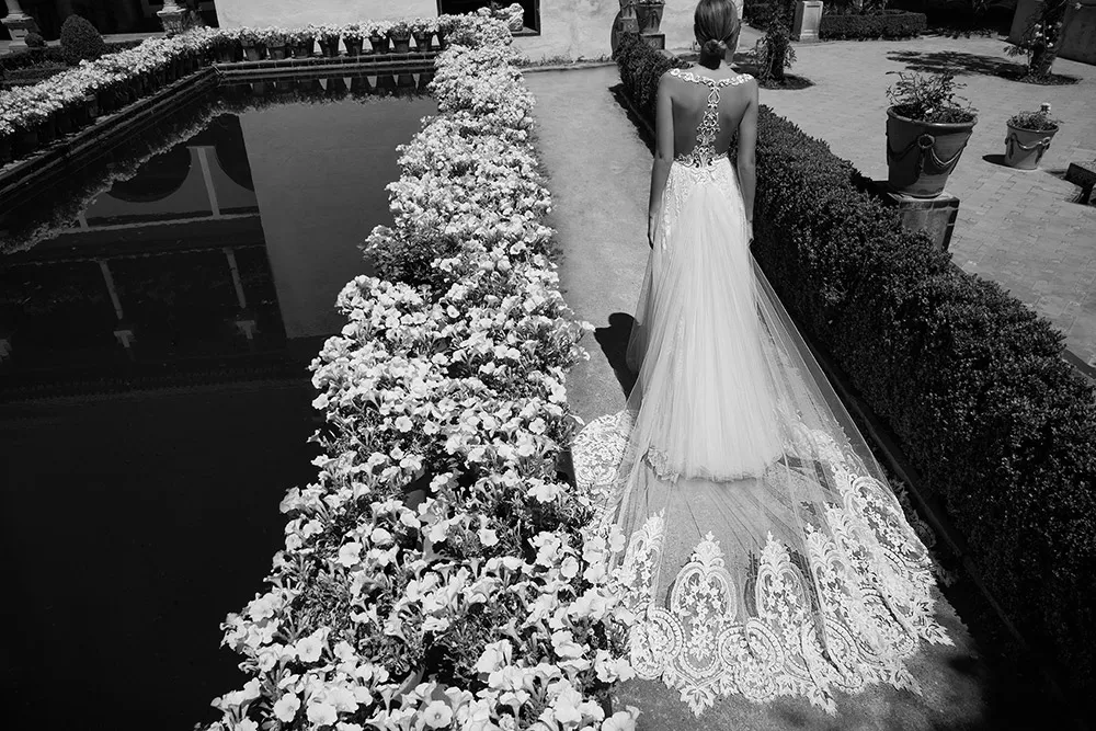 CHRISTINE - Alon Livne 2017 Bridal Collection. theweddingnotebook.com