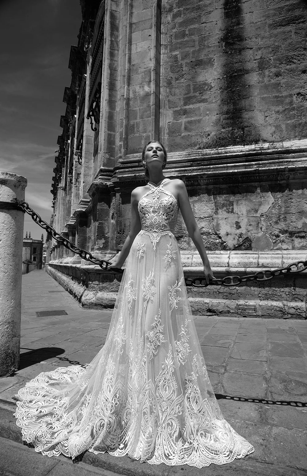 TAYLOR - Alon Livne 2017 Bridal Collection. theweddingnotebook.com