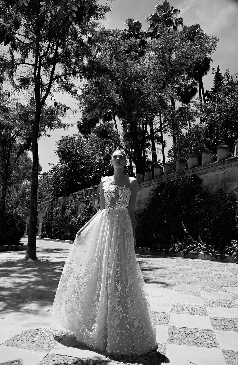 FLORA - Alon Livine 2017 Bridal Collection. theweddingnotebook.com