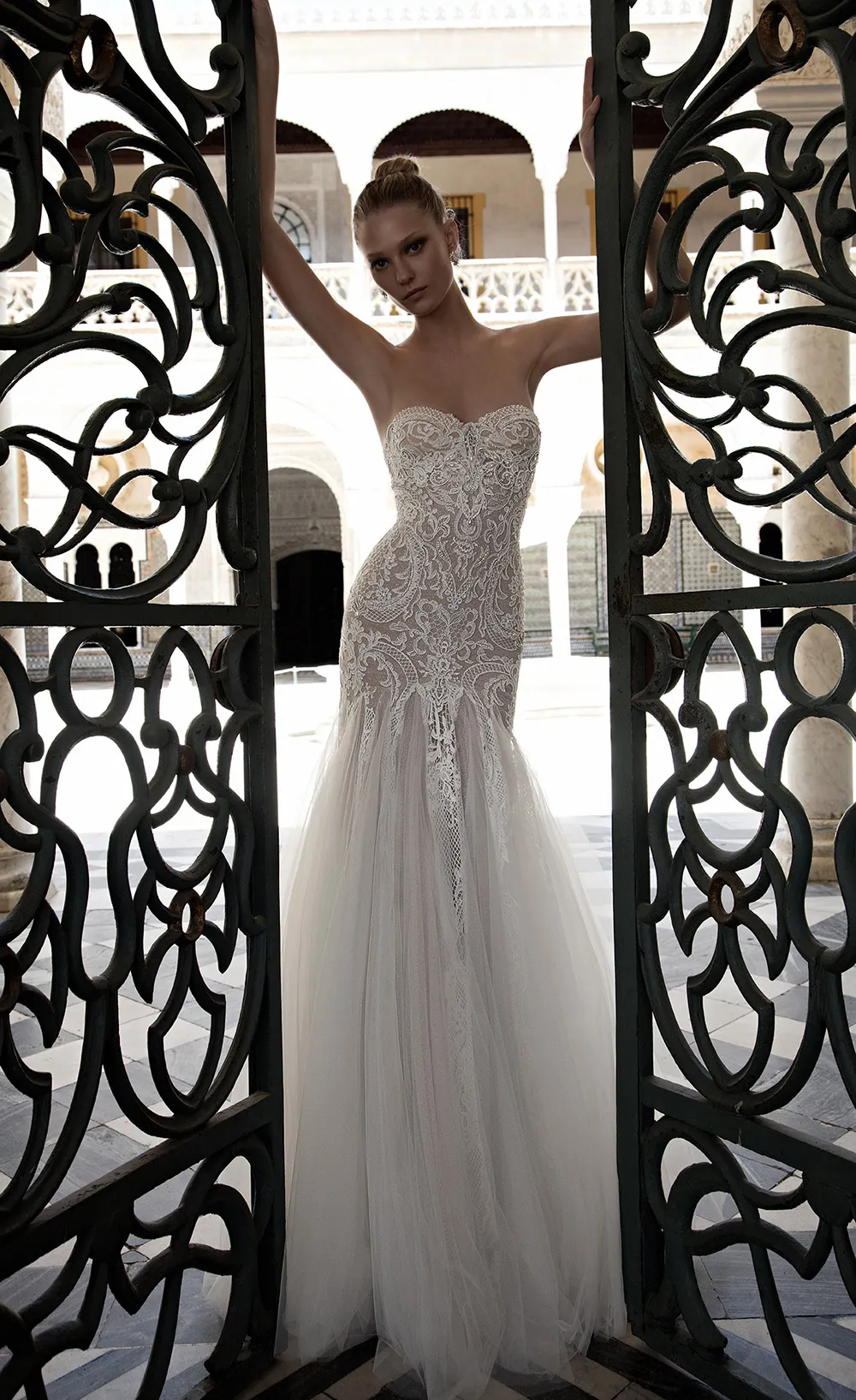 HELEN - Alon Livne 2017 Bridal Collection. theweddingnotebook.com