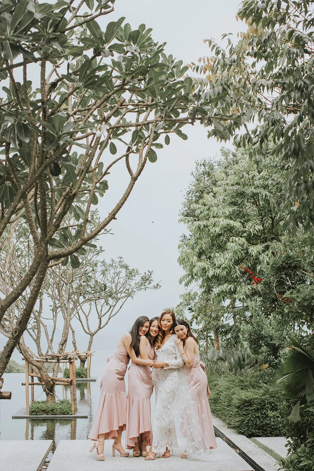 Photo by Hellojanelee. theweddingnotebook.com