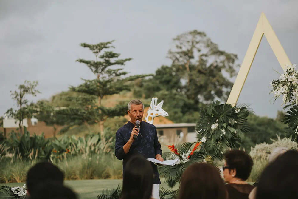 Photo by Hellojanelee. theweddingnotebook.com