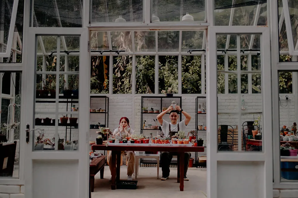 Photo by Jessielyee Photography. theweddingnotebook.com