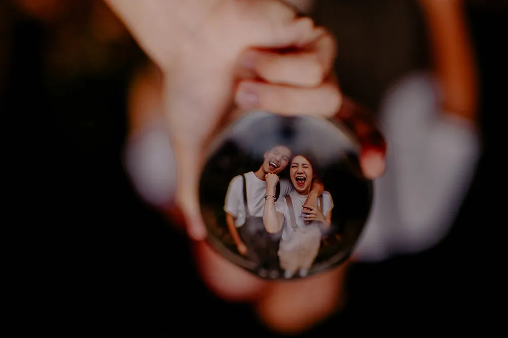 Photo by Jessielyee Photography. theweddingnotebook.com