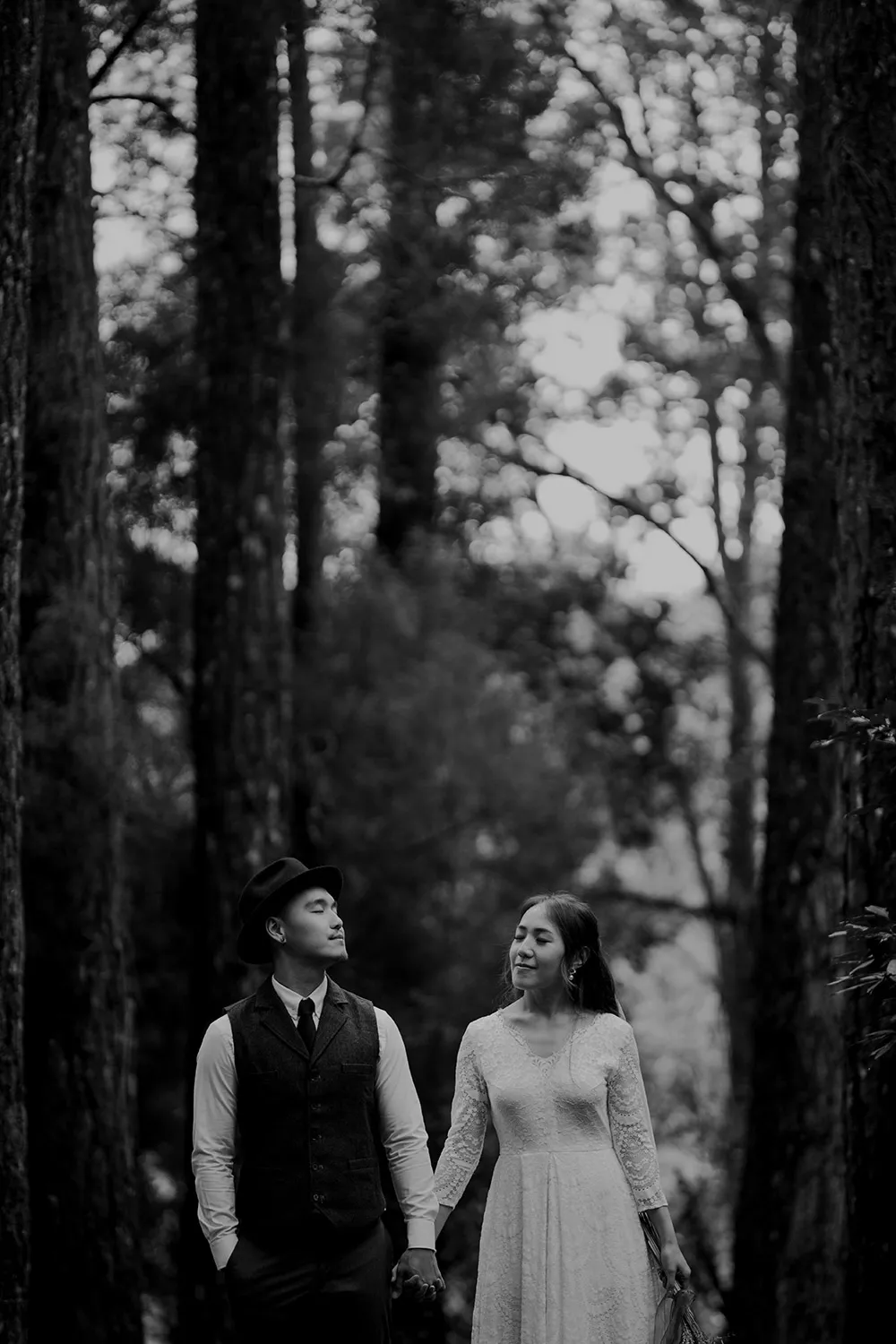 Photo by Jessielyee Photography. theweddingnotebook.com