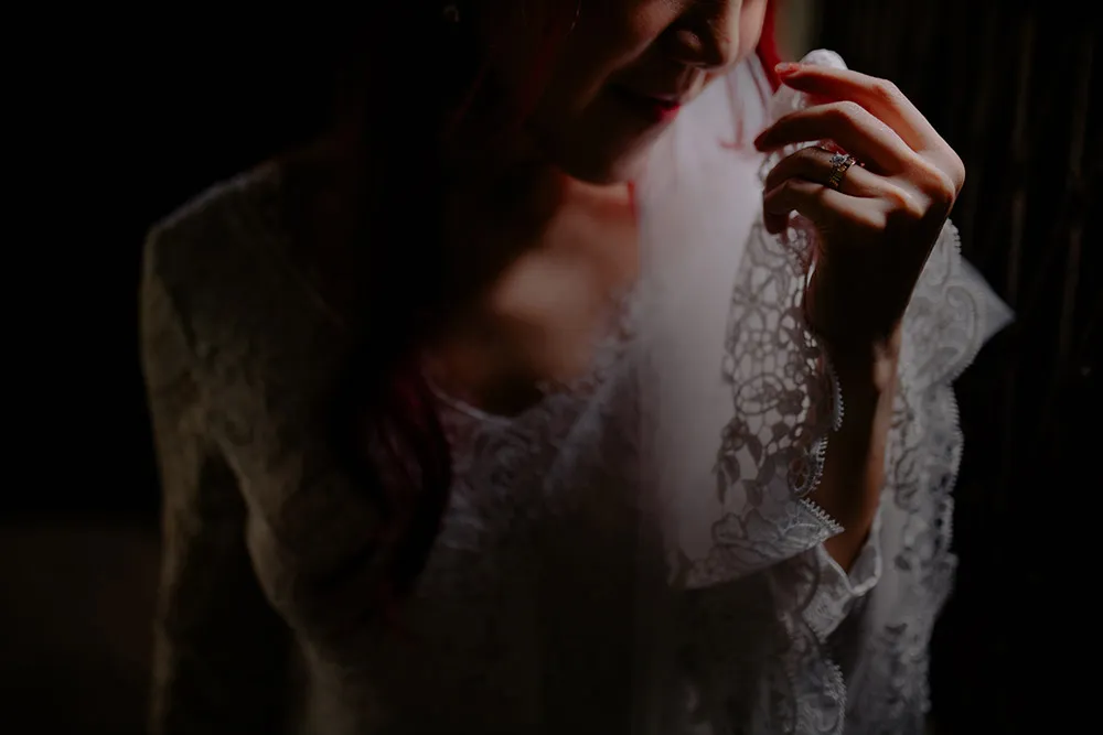 Photo by Jessielyee Photography. theweddingnotebook.com