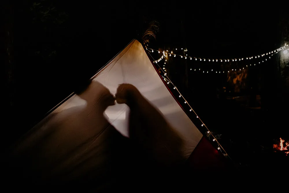 Photo by Jessielyee Photography. theweddingnotebook.com