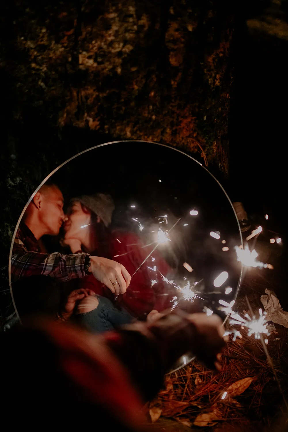 Photo by Jessielyee Photography. theweddingnotebook.com