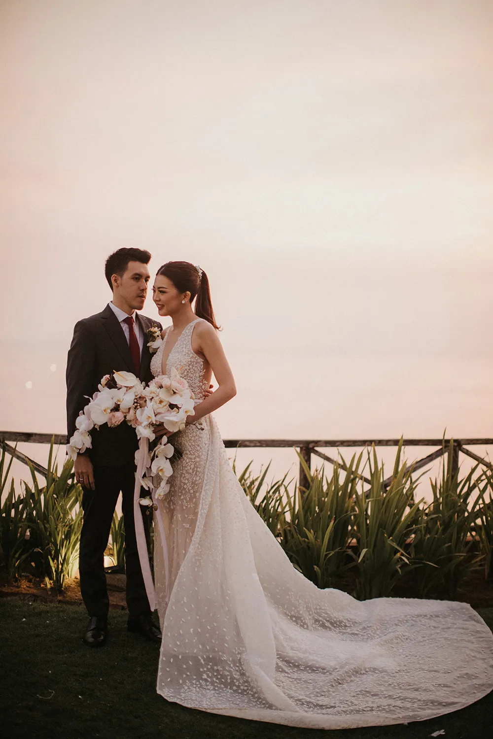 Photo by Iluminen. theweddingnotebook.com