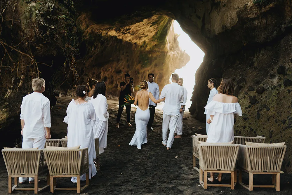 Photo by Terralogical. theweddingnotebook.com