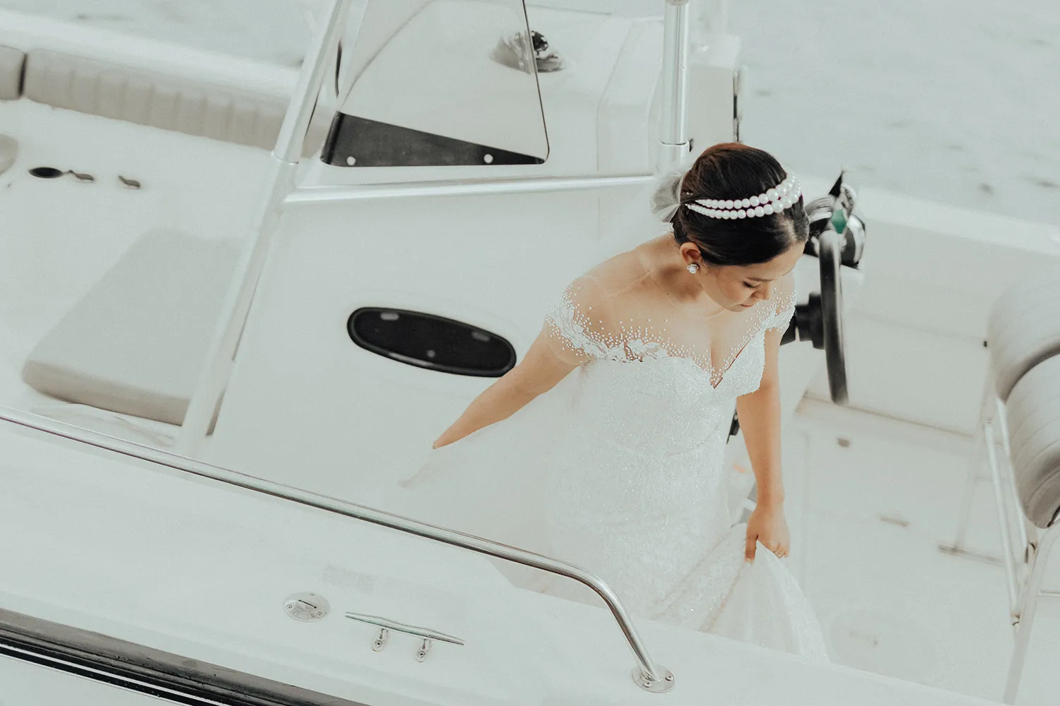 Photography by ProudRad. Yacht Wedding. theweddingnotebook.com