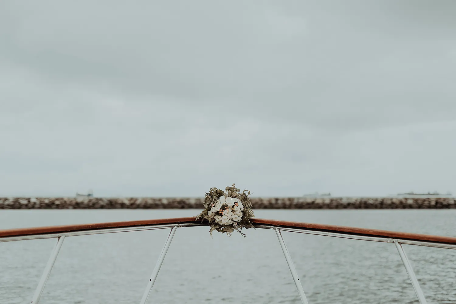 Photography by ProudRad. Yacht Wedding. theweddingnotebook.com