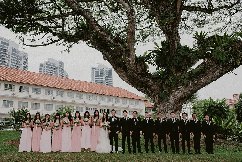 Photo by Bloc Memoire Photography. theweddingnotebook.com