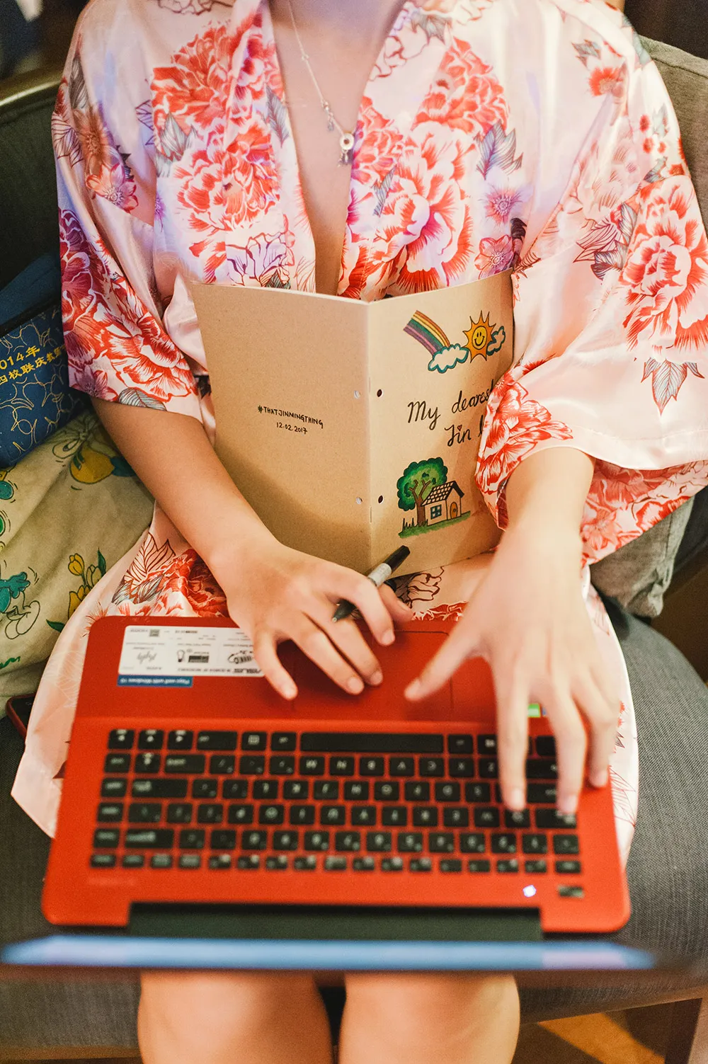 Photo by Munkeat Photography. theweddingnotebook.com