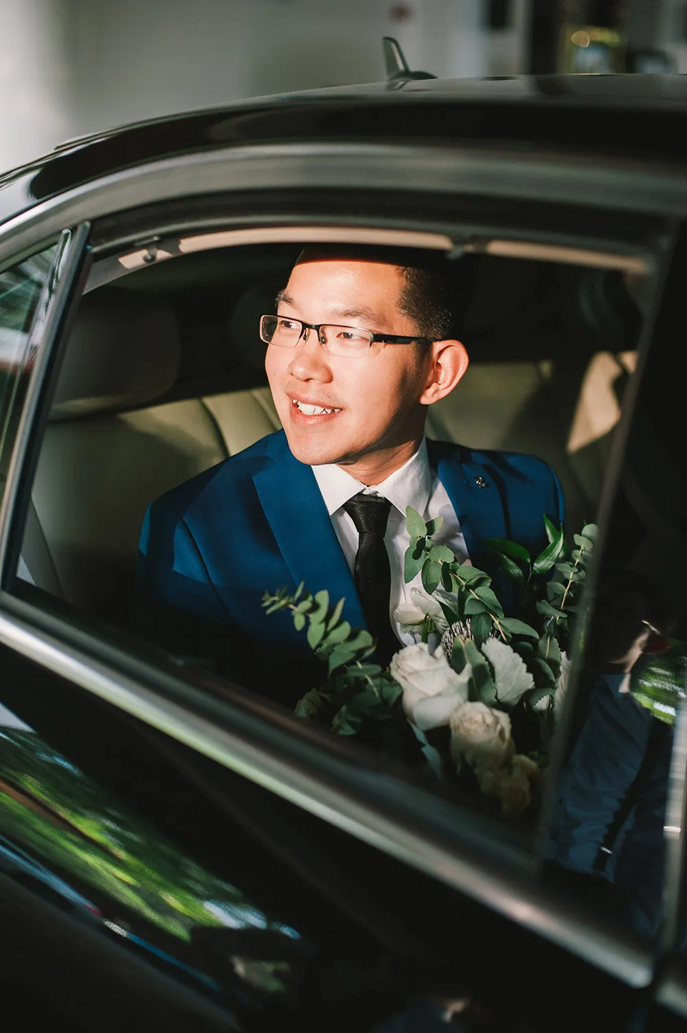 Photo by Munkeat Photography. theweddingnotebook.com