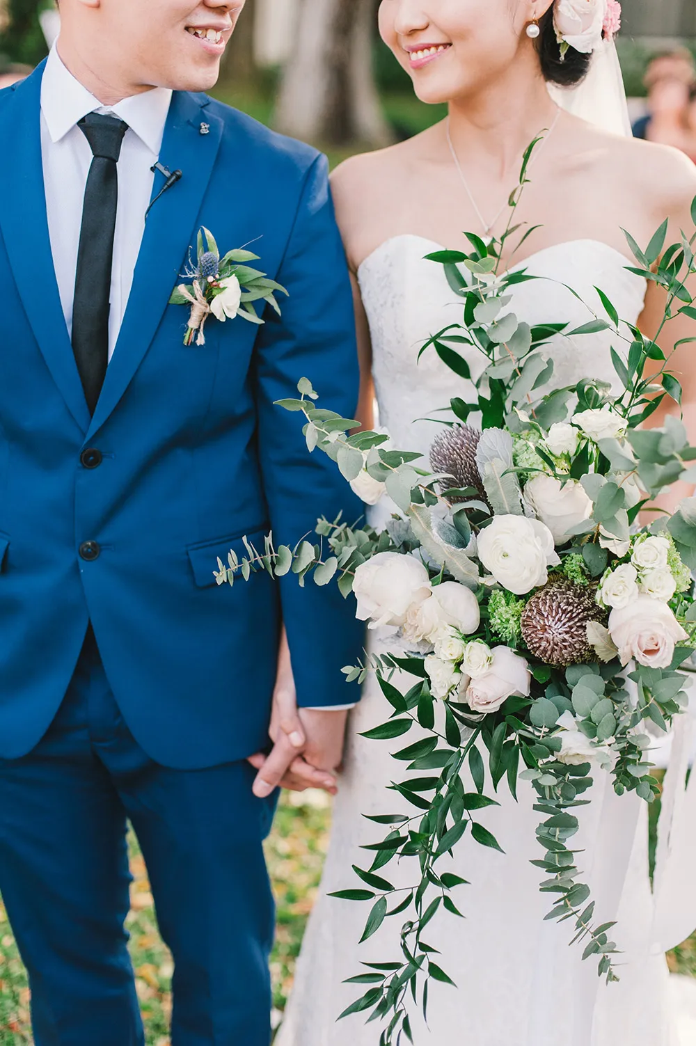 Photo by Munkeat Photography. theweddingnotebook.com