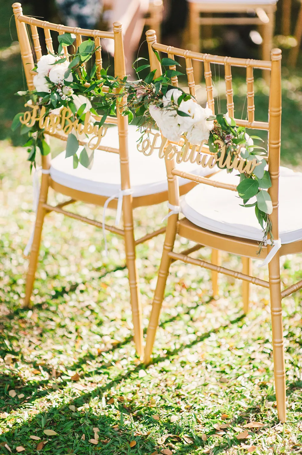 Photo by Munkeat Photography. theweddingnotebook.com