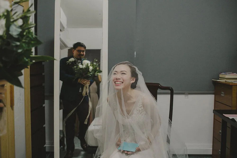 Photo by Samuel Goh Photography. theweddingnotebook.com