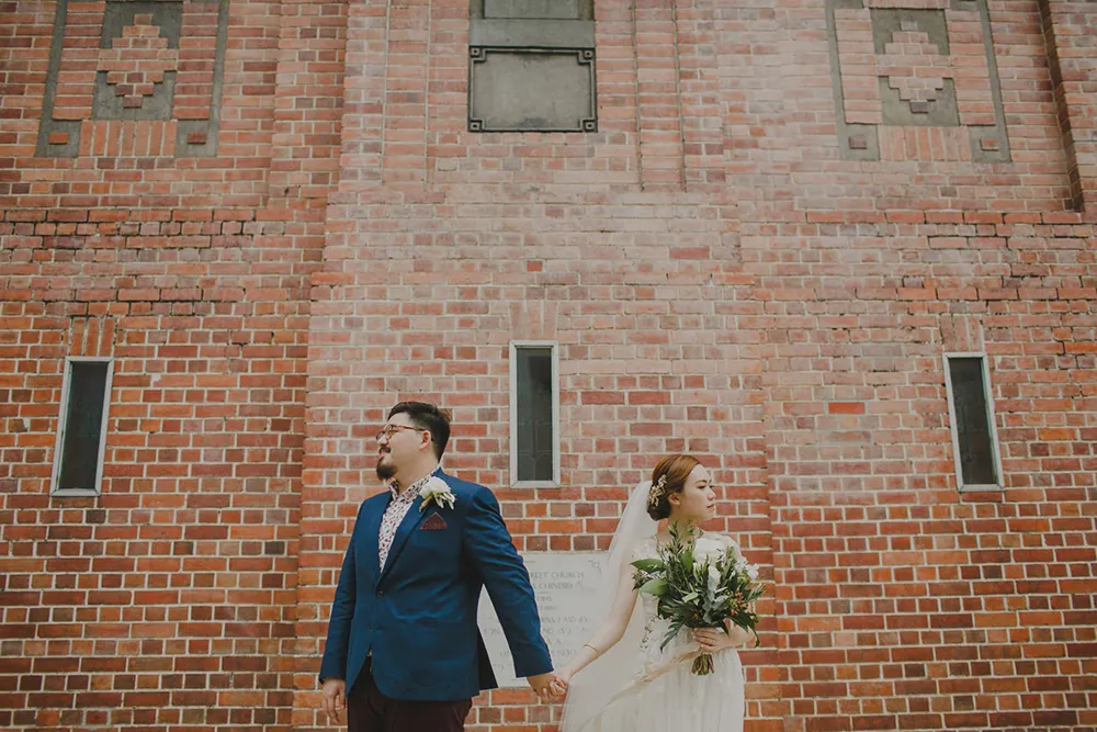 Photo by Samuel Goh Photography. theweddingnotebook.com