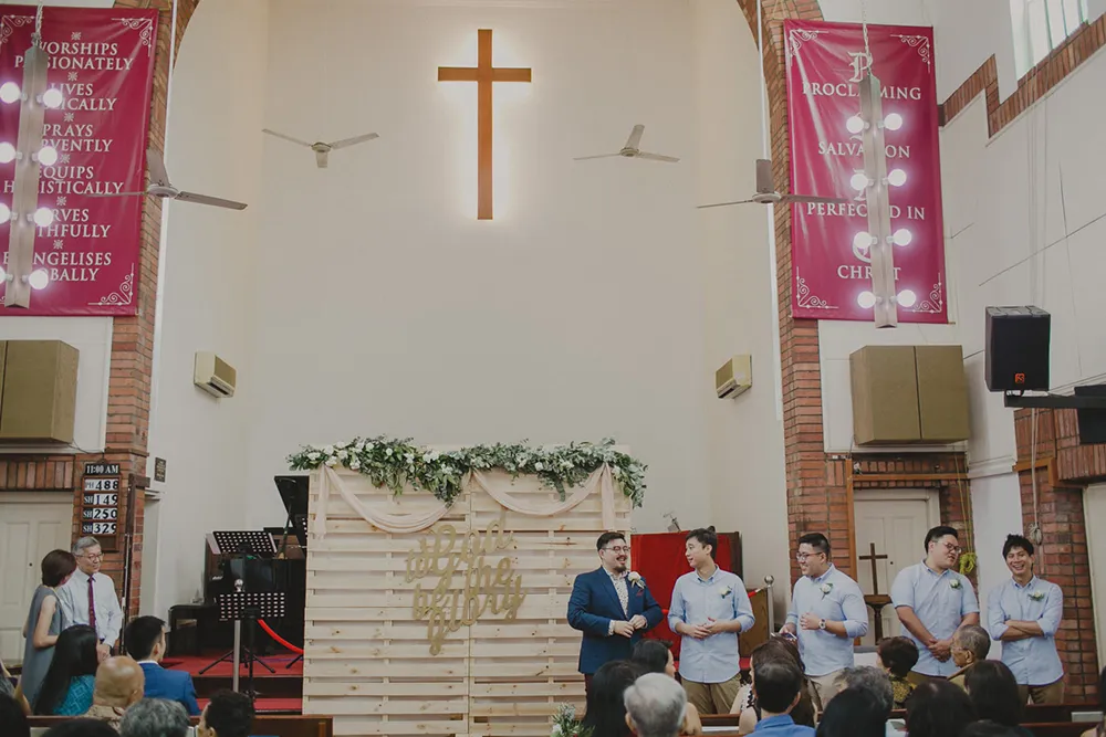 Photo by Samuel Goh Photography. theweddingnotebook.com