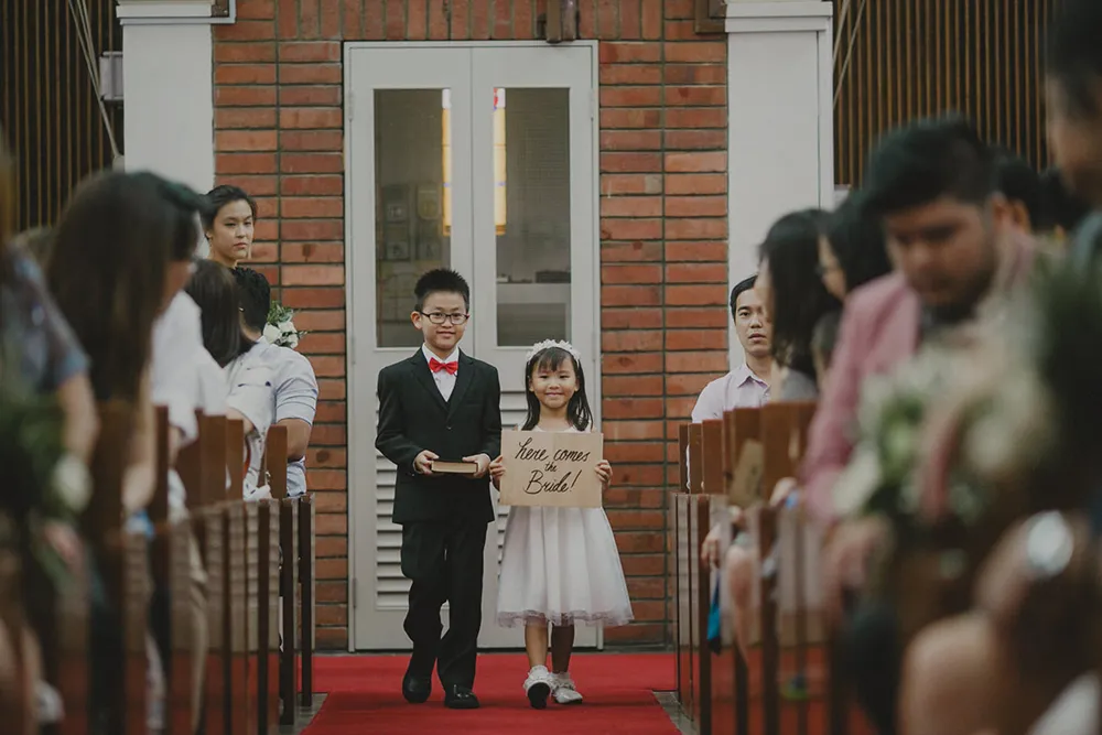 Photo by Samuel Goh Photography. theweddingnotebook.com