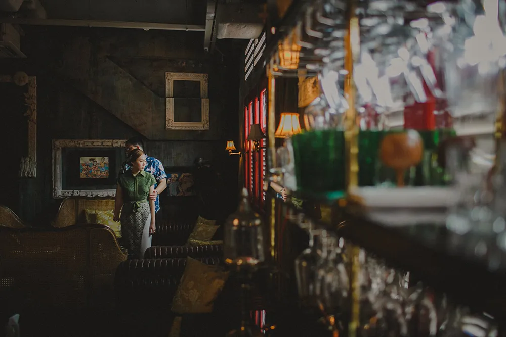 Photo by Samuel Goh Photography. theweddingnotebook.com