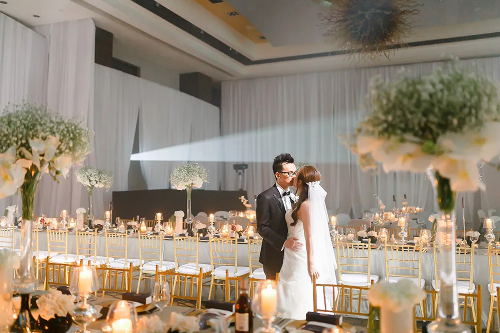 Photo by Wefreeze Photography. theweddingnotebook.com