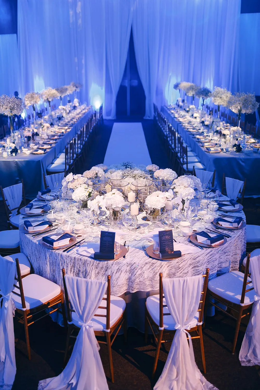 Photo by Wefreeze Photography. theweddingnotebook.com