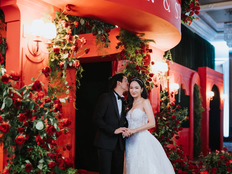 An Elegant Wedding Featuring Unique Florals at The Estate and Majestic Hotel