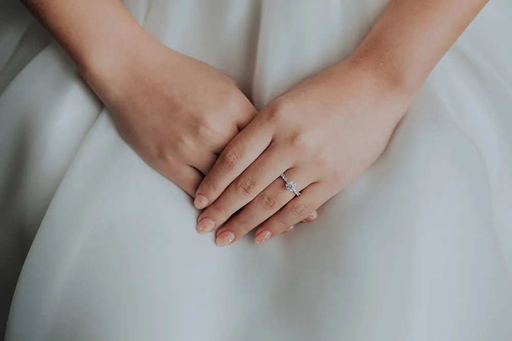 Photo by Andrew Chow of Munkeat Studio. theweddingnotebook.com