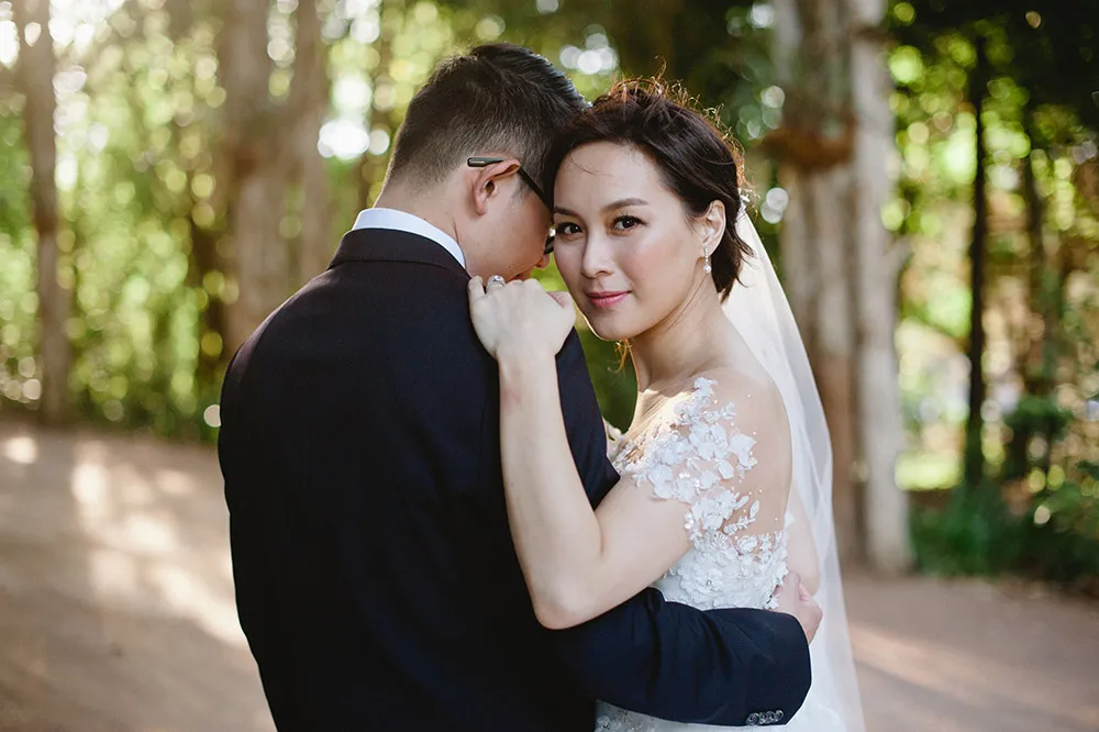 Photo by Tealily Photography. theweddingnotebook.com