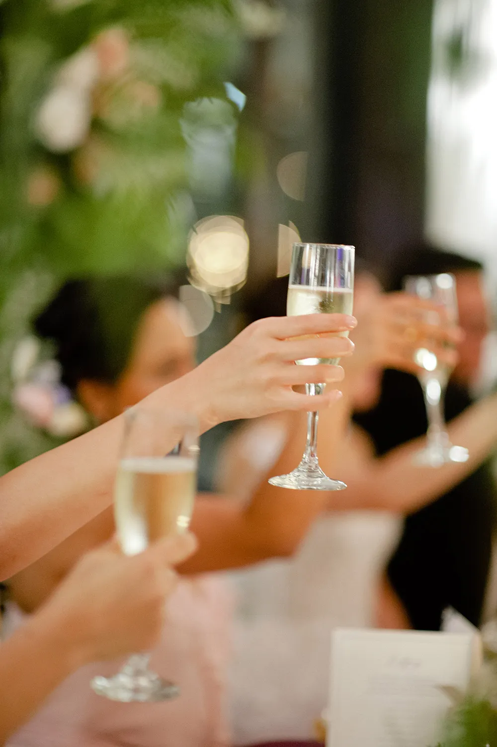 Photo by Tealily Photography. theweddingnotebook.com